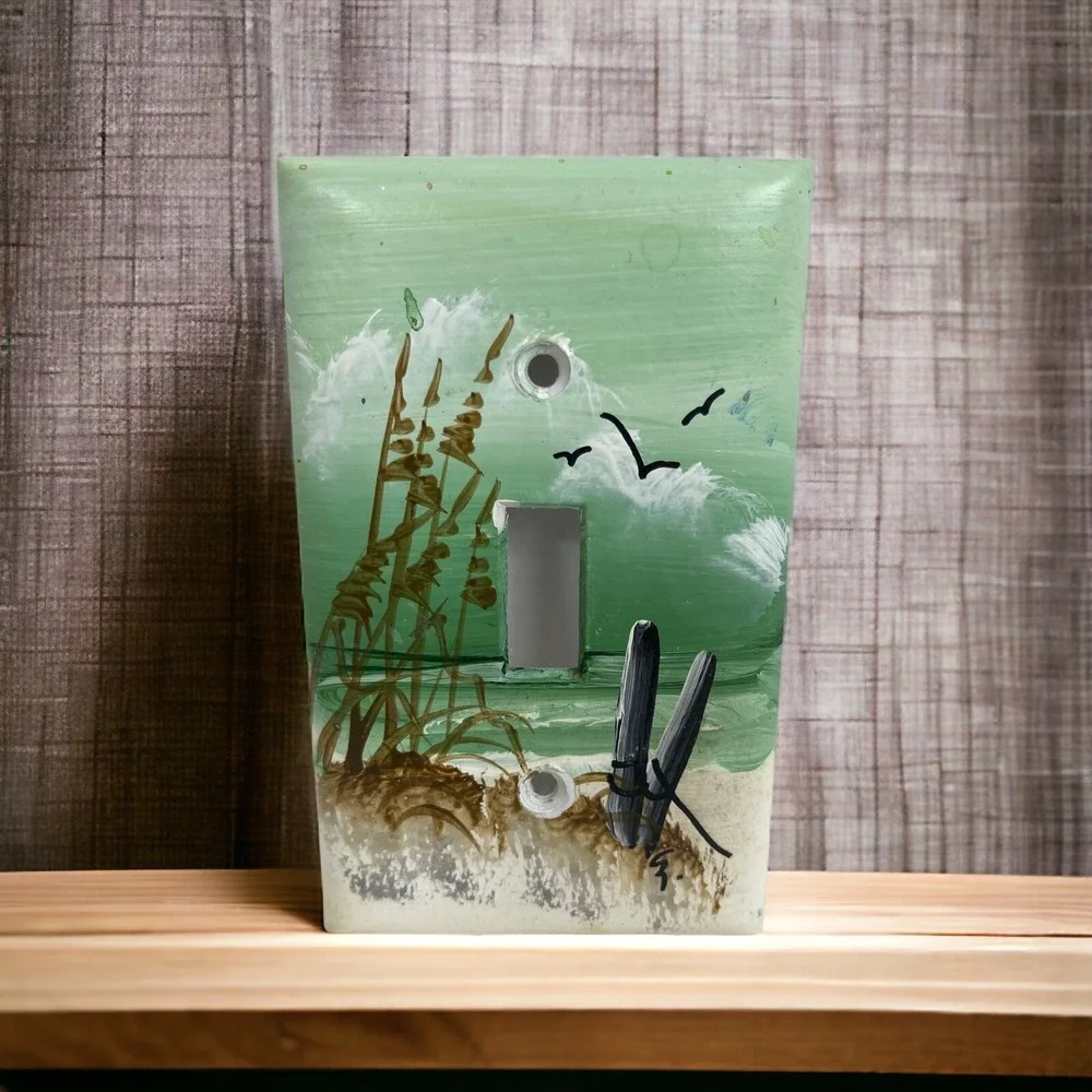 The Unbranded Brand painted light